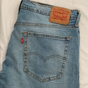 502 Men’s Levi Jeans